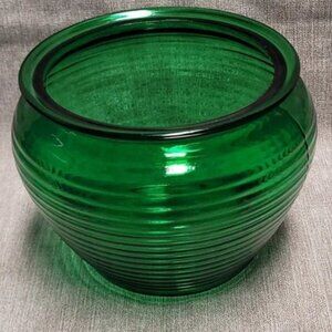 Vintage E. O. Brody Company - Beehive green vase